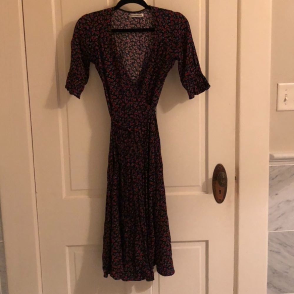 Reformation floral wrap dress XS